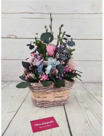 Arreglo en esponja con flores liofilizadas