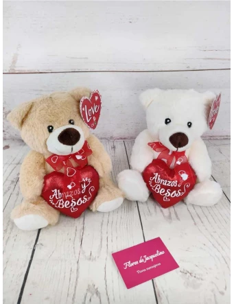 Peluches con corazón y mensaje