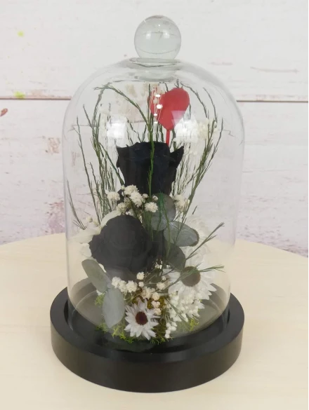 rosas negras preservadas