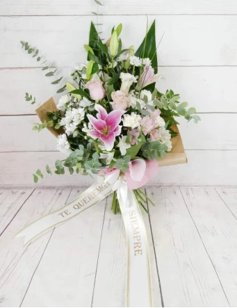 Ramo funerario con cinta