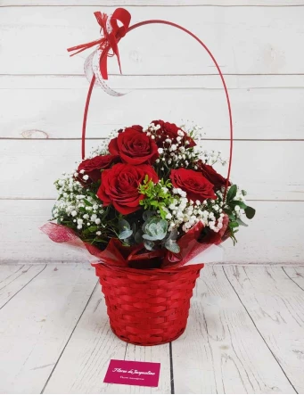 Cesta rosas rojas