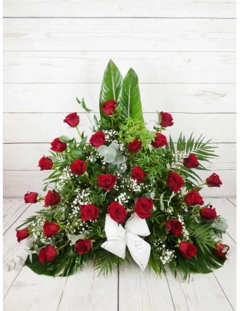 Centro Funerario de 25 Rosas Rojas