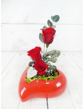 El Detalle Perfecto con Rosas Preservadas