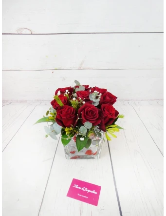 Cubilete 9 Rosas Rojas Amor Eterno