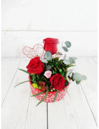 Rosas Preservadas en Cerámica