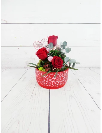Rosas Preservadas en Cerámica
