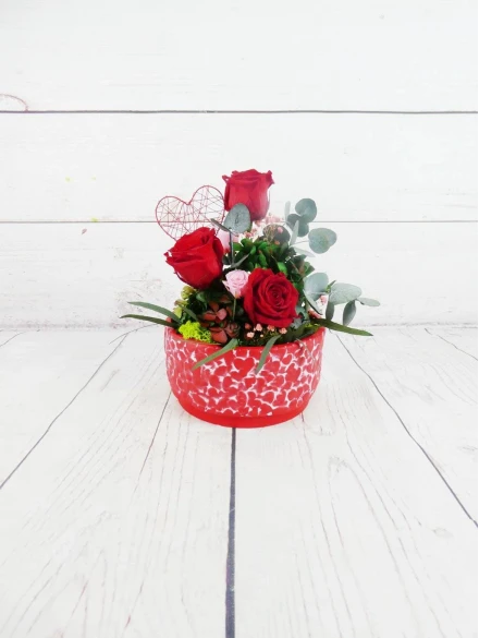 Rosas Preservadas en Cerámica